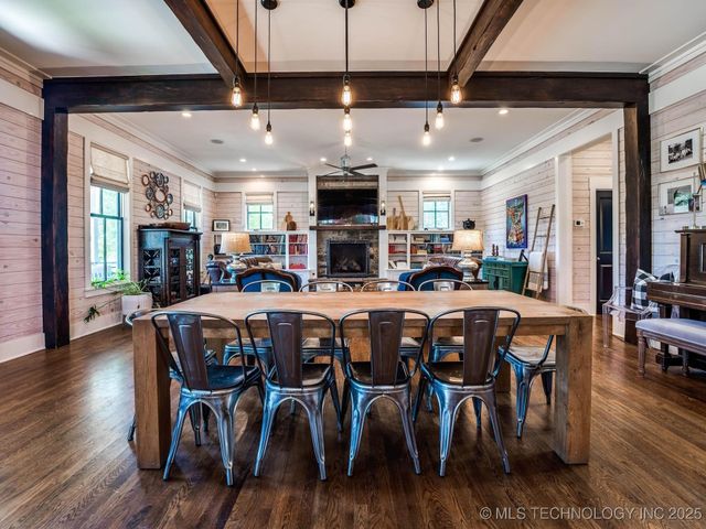 31 Boulevard, Carlton Landing, OK 74432