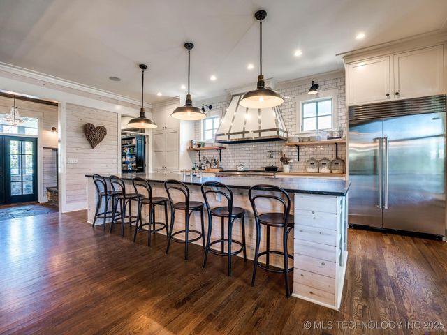 31 Boulevard, Carlton Landing, OK 74432