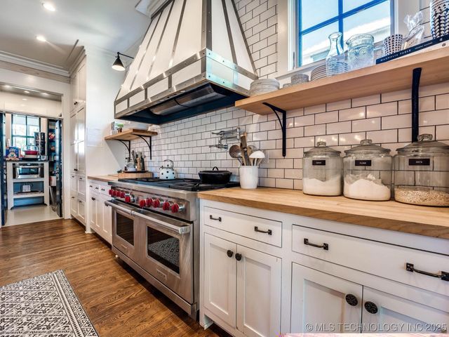 31 Boulevard, Carlton Landing, OK 74432