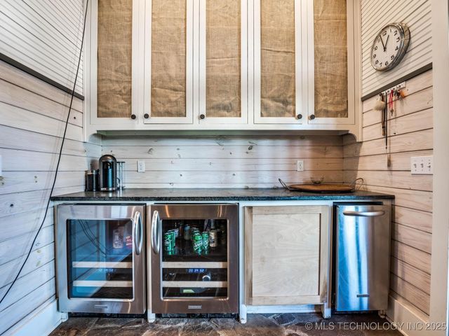 31 Boulevard, Carlton Landing, OK 74432