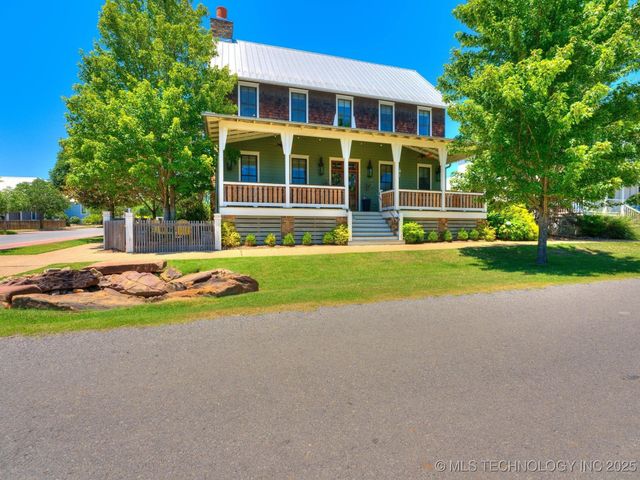 31 Boulevard, Carlton Landing, OK 74432