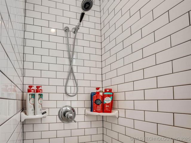 31 Boulevard, Carlton Landing, OK 74432