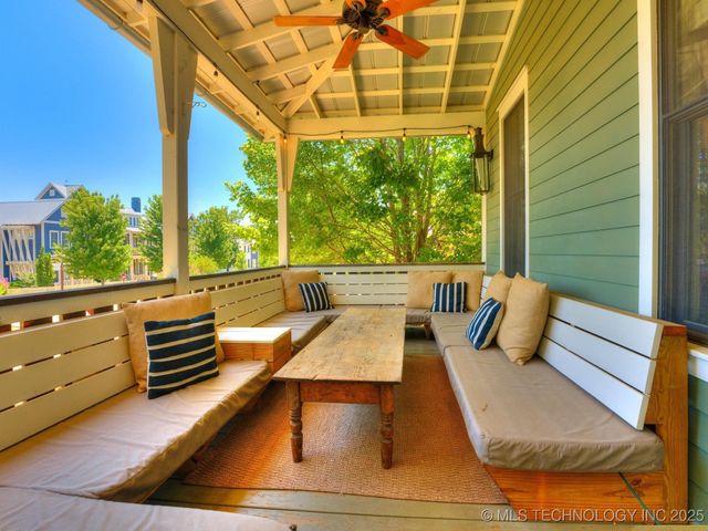 31 Boulevard, Carlton Landing, OK 74432