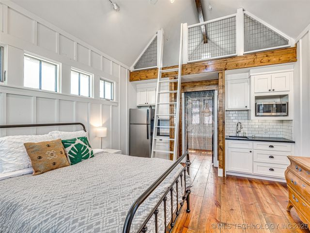 31 Boulevard, Carlton Landing, OK 74432