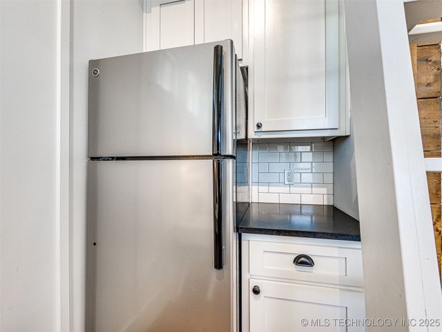 31 Boulevard, Carlton Landing, OK 74432