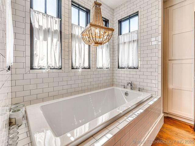 31 Boulevard, Carlton Landing, OK 74432