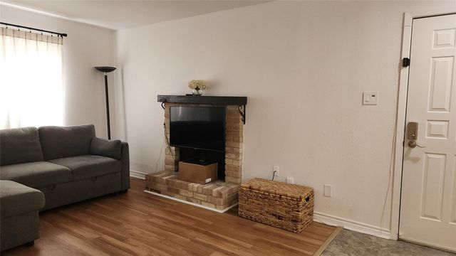 2100 Wilcrest Drive 116, Houston, TX 77042