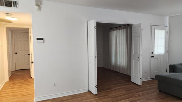 2100 Wilcrest Drive 116, Houston, TX 77042