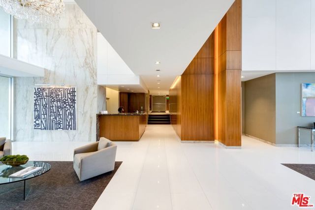 838 N DOHENY Drive 807, West Hollywood, CA 90069