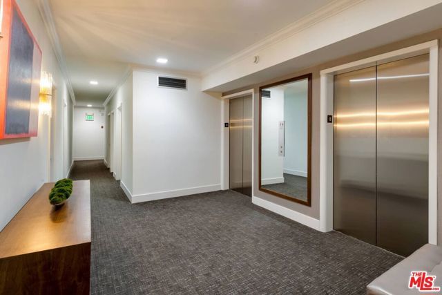 838 N DOHENY Drive 807, West Hollywood, CA 90069