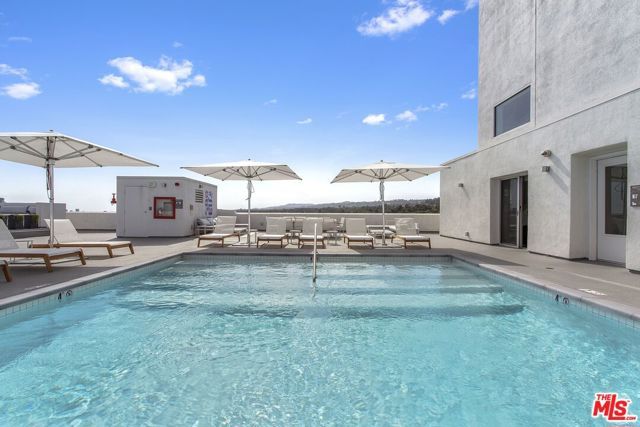 838 N DOHENY Drive 807, West Hollywood, CA 90069