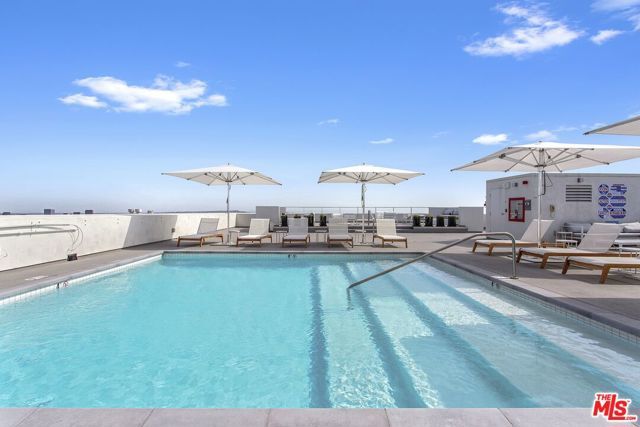 838 N DOHENY Drive 807, West Hollywood, CA 90069