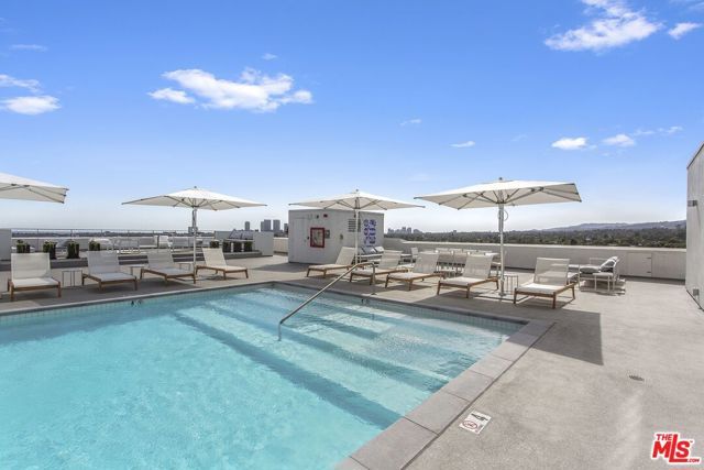 838 N DOHENY Drive 807, West Hollywood, CA 90069