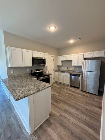 2817-2819 W 55th St N, Wichita, KS 67204