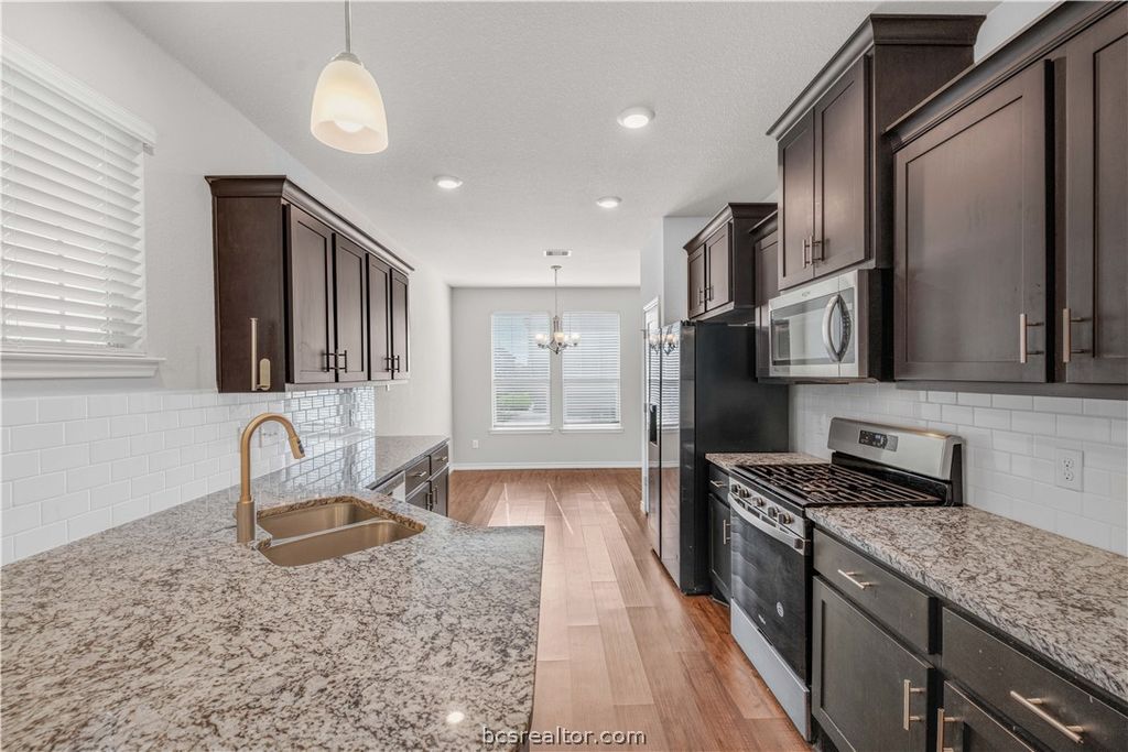 959 Toledo Bend Drive, College Station, TX 77845 — photo 2