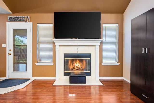 1510 Berry Patch Lane, Granbury, TX 76048