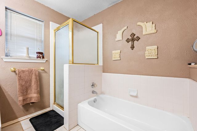 1510 Berry Patch Lane, Granbury, TX 76048