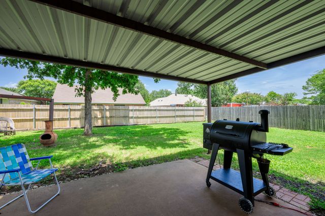 1510 Berry Patch Lane, Granbury, TX 76048