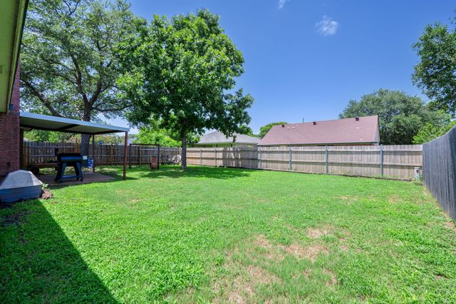 1510 Berry Patch Lane, Granbury, TX 76048
