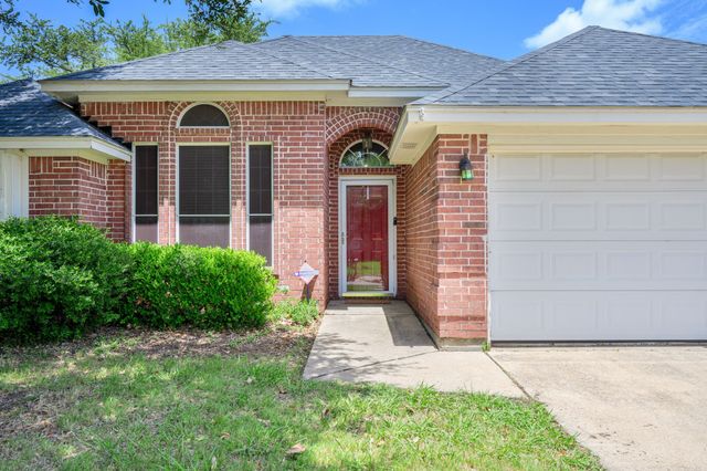 1510 Berry Patch Lane, Granbury, TX 76048