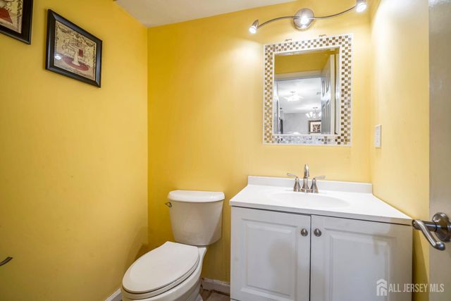 78 Wooten Court, East Brunswick, NJ 08816