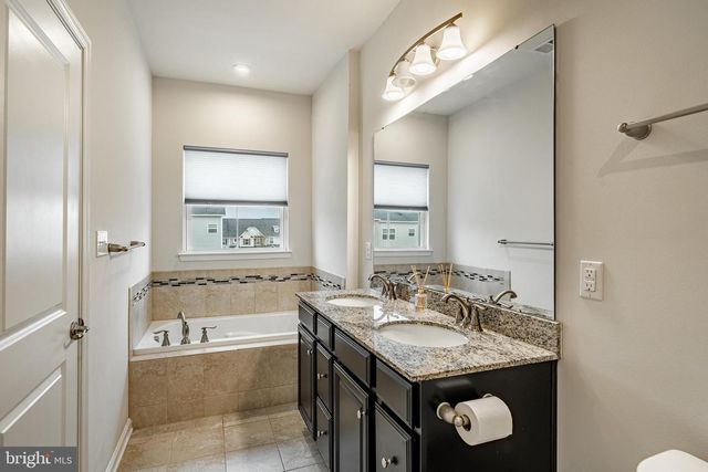 300 BLUE WELSH ST, Malvern, PA 19355