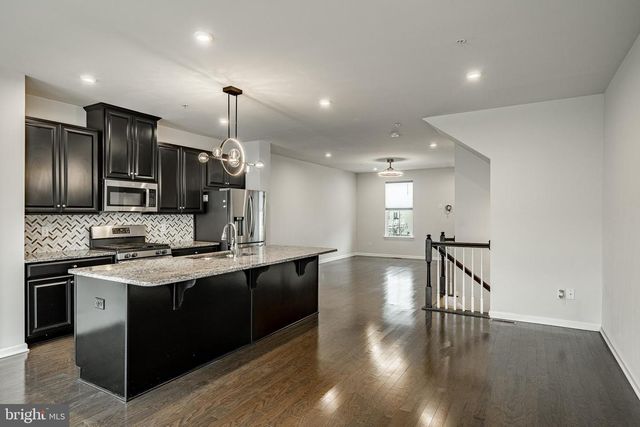 300 BLUE WELSH ST, Malvern, PA 19355