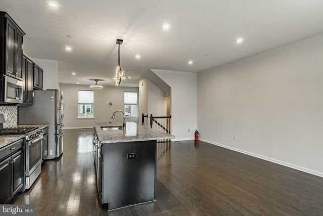 300 BLUE WELSH ST, Malvern, PA 19355