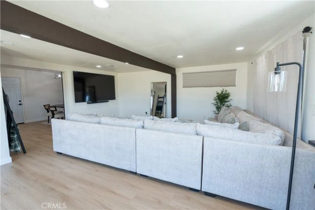 10955 Abby Lane, Hanford, CA 93230
