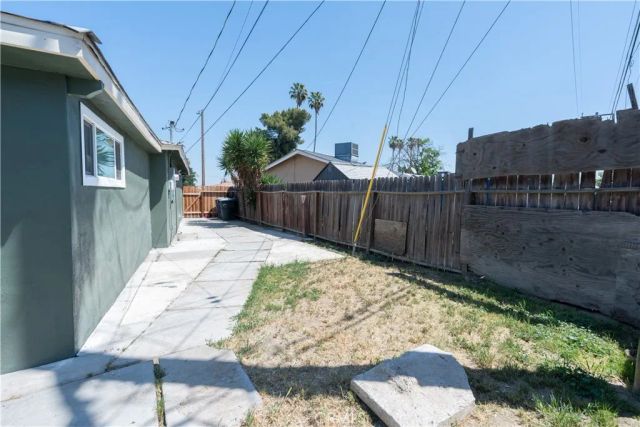 10955 Abby Lane, Hanford, CA 93230