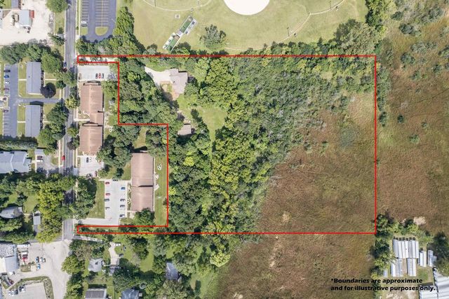 1000 Whitetail Drive, Fort Atkinson, WI 53538