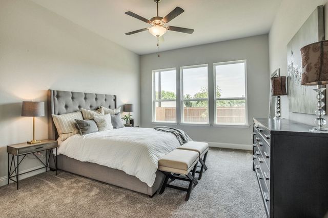 729 Stone Eagle Drive, Azle, TX 76020