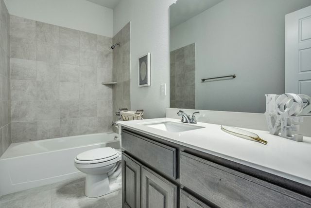 729 Stone Eagle Drive, Azle, TX 76020