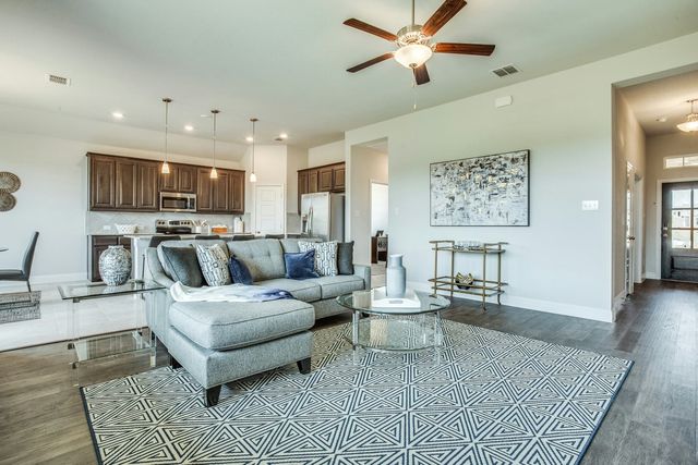 729 Stone Eagle Drive, Azle, TX 76020