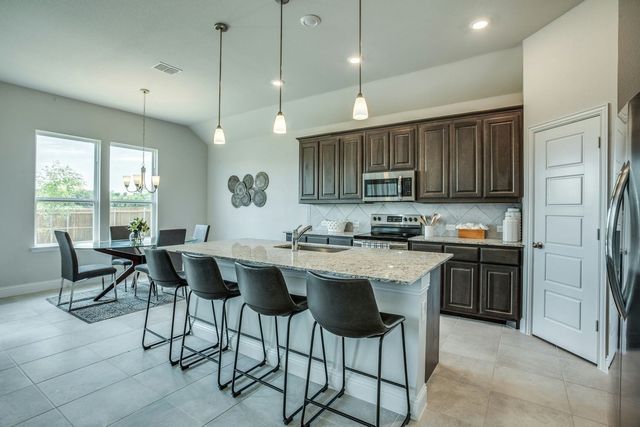 729 Stone Eagle Drive, Azle, TX 76020