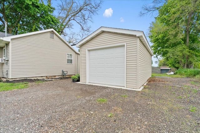 937 124th Avenue, Shelbyville, MI 49344