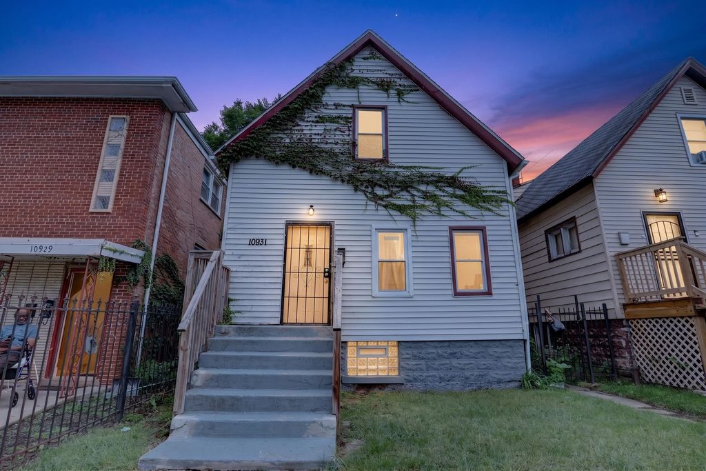 10931 S State Street, Chicago, IL 60628 — exterior