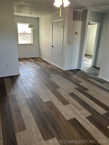 402 F Street, Stigler, OK 74462