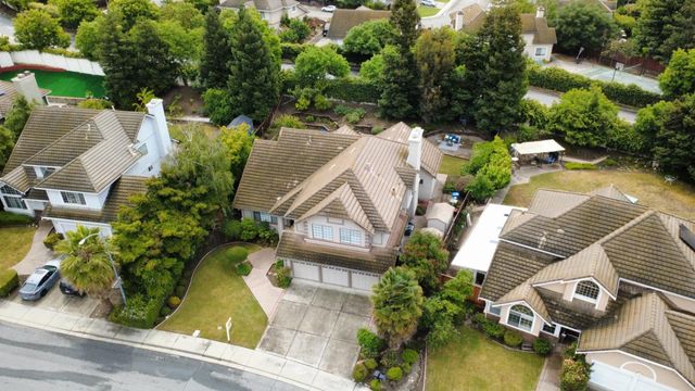 1814 Kern Loop, Fremont, CA 94539