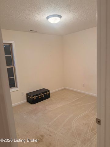 9700 Gallatin Ct, Louisville, KY 40291