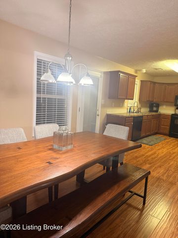 9700 Gallatin Ct, Louisville, KY 40291