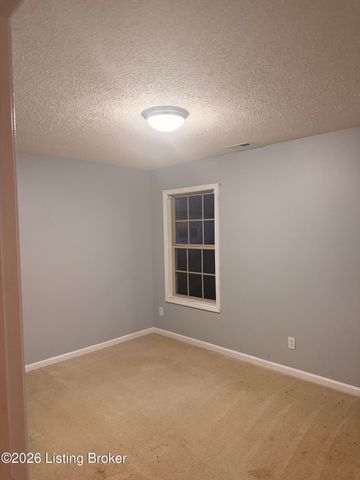 9700 Gallatin Ct, Louisville, KY 40291