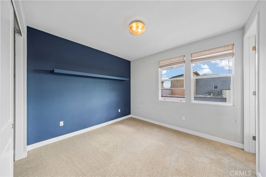 property-img