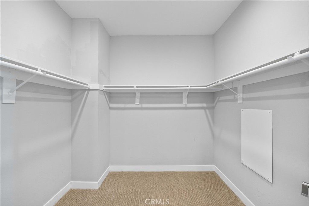 property-img