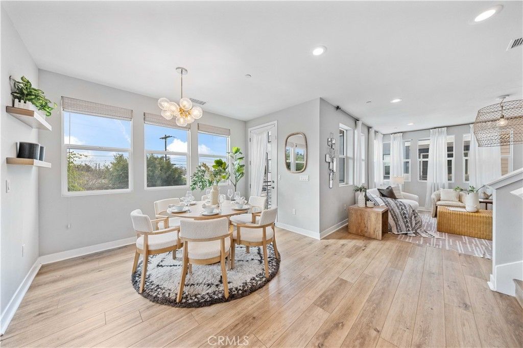 property-img