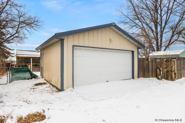 2908 E 8TH ST, Cheyenne, WY 82001