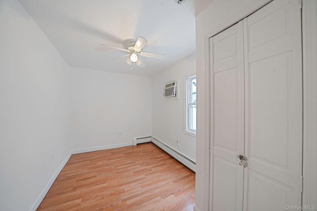 723 W Main Street, Riverhead, NY 11901