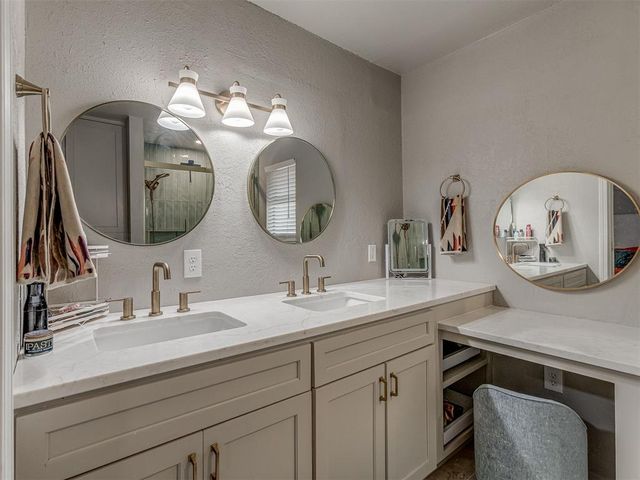 2408 Appleway Street, Edmond, OK 73013