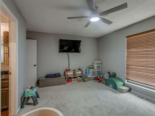 2408 Appleway Street, Edmond, OK 73013