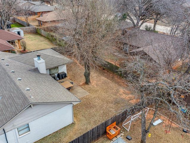 2408 Appleway Street, Edmond, OK 73013